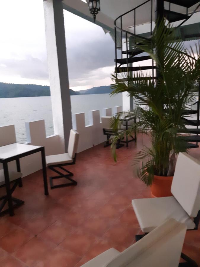 Vista Castillo Hotel Golfito Εξωτερικό φωτογραφία