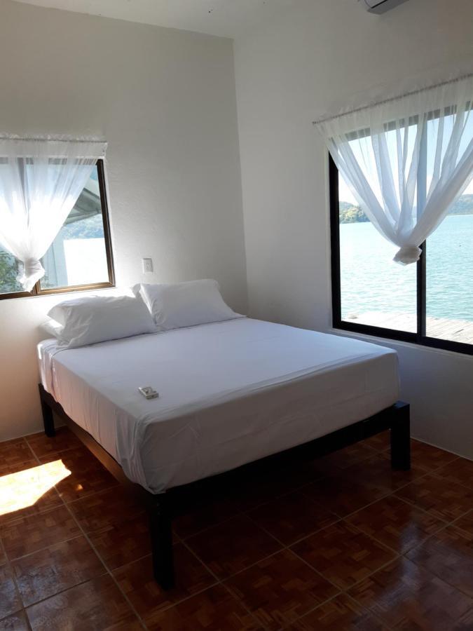 Vista Castillo Hotel Golfito Εξωτερικό φωτογραφία