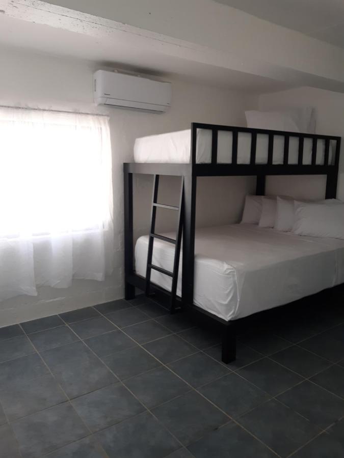 Vista Castillo Hotel Golfito Εξωτερικό φωτογραφία